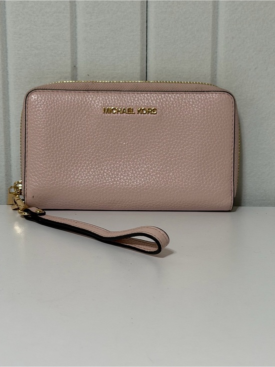 Michael Kors Handbags - Michael Kors Blush Pink Pebbled Leather Zip Around Wristlet